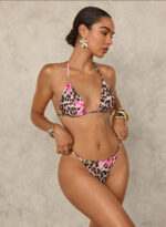 Leopar Desenli Çiçek Detaylı Üçgen Bikini Takımı & Pareo Etekli - Görsel 6