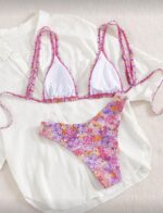 Çiçek Desenli 3 Parça Bikini Takımı + Pareo - Görsel 2