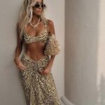 Zebra Desenli Bikini Takımı ve Pareo Etek Seti